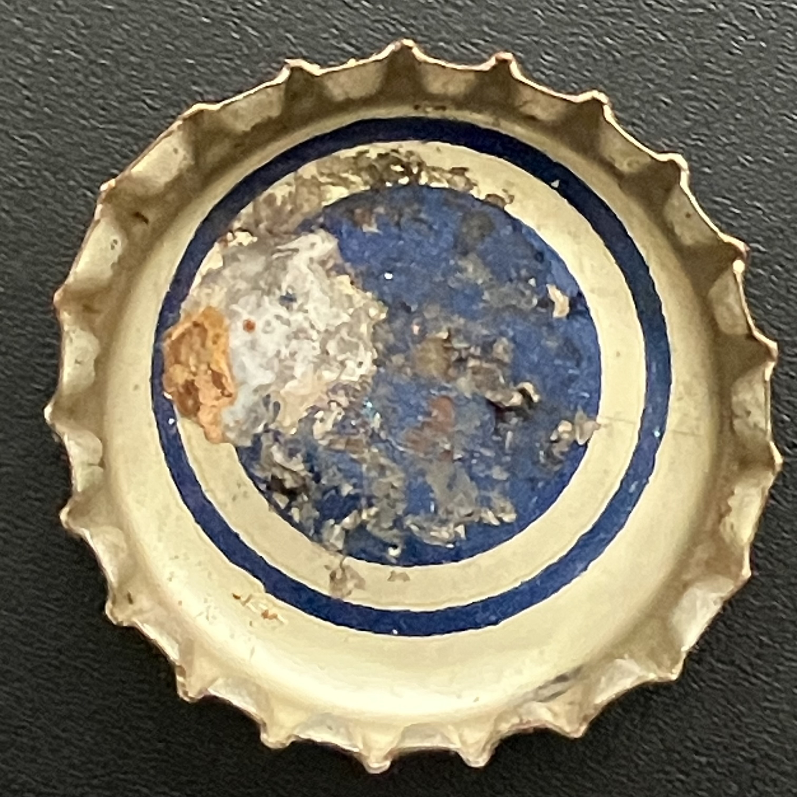 crown-cap liner of US Army insignia for I Corps